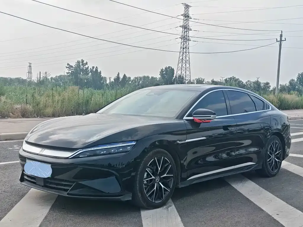 BYD Han — фото 1