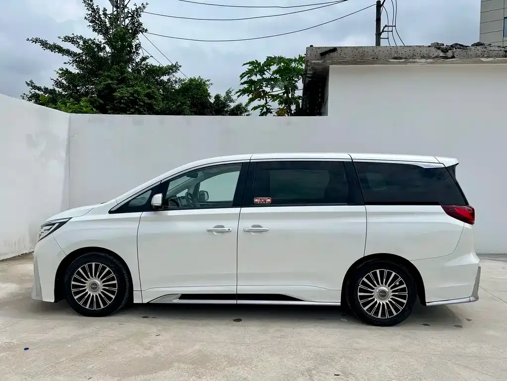 GAC Motor Trumpchi M8 — фото 7