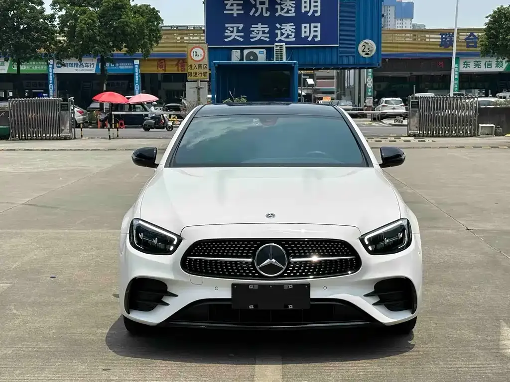 Mercedes-Benz E-Class (Import) — фото 2