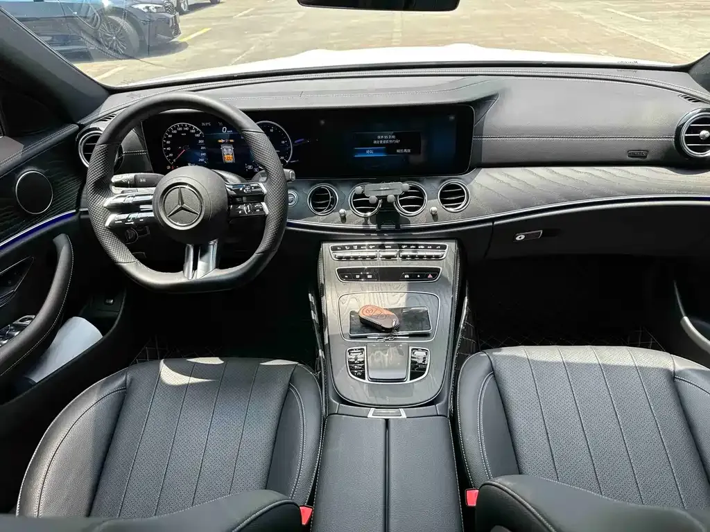 Mercedes-Benz E-Class (Import) — фото 10