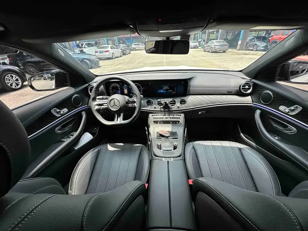 Mercedes-Benz E-Class (Import) — фото 6