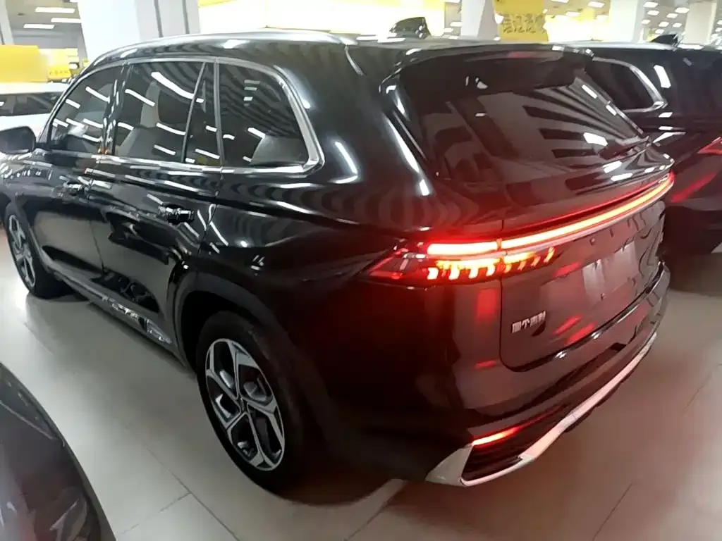Geely Xingyue L — фото 4