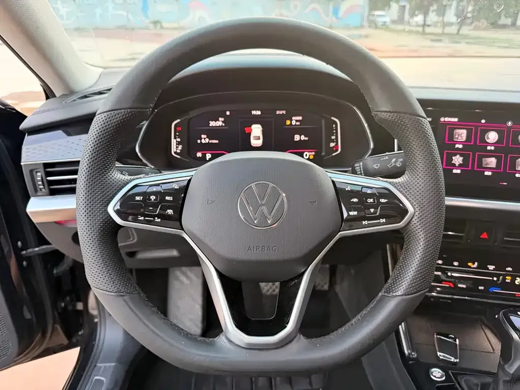 Volkswagen Passat — фото 7