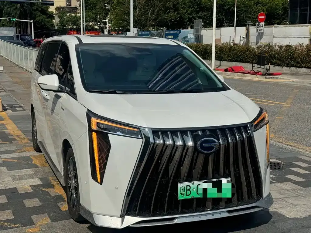 GAC Motor Trumpchi E9 — фото 10