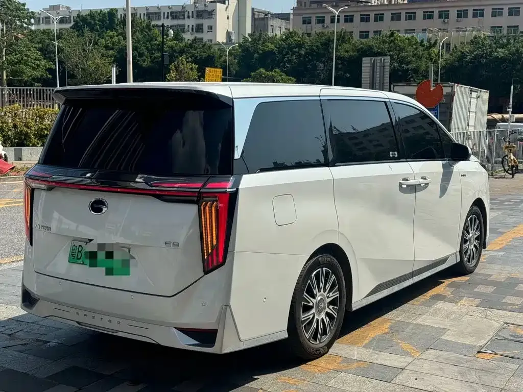 GAC Motor Trumpchi E9 — фото 4
