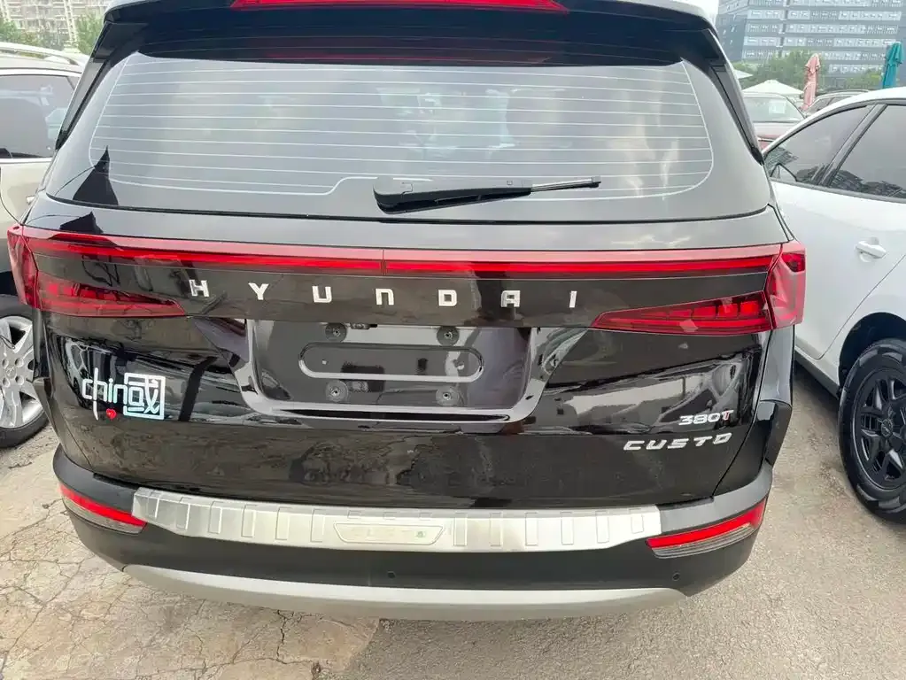 Hyundai Custo — фото 3