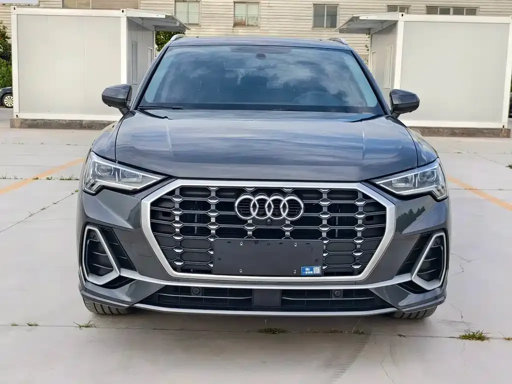 Audi Q3 — фото 9
