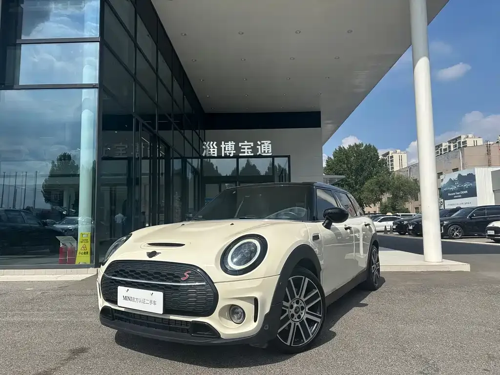 MINI Clubman — фото 6