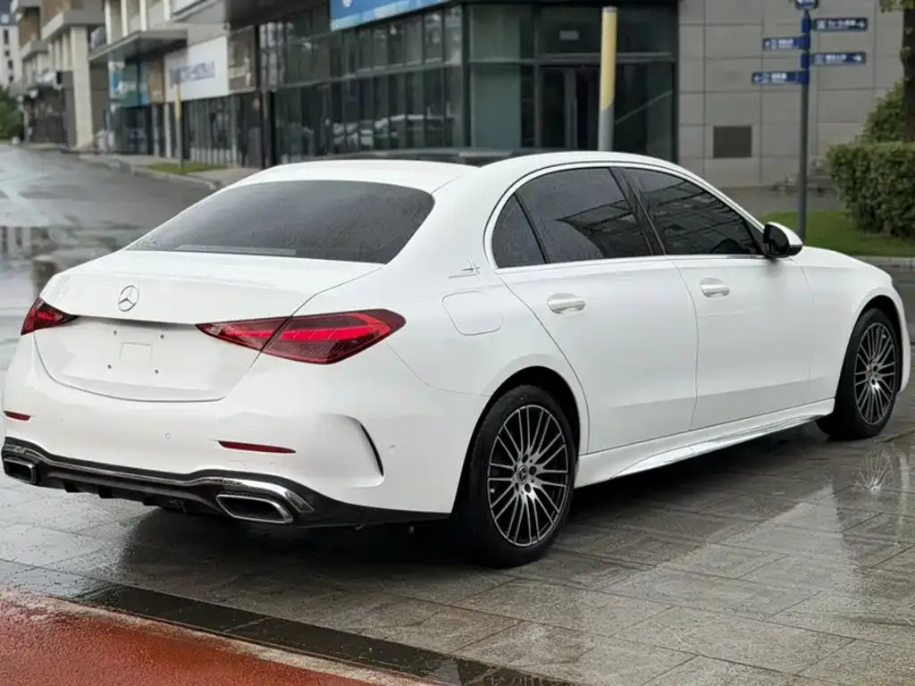 Mercedes-Benz C-Class — фото 10