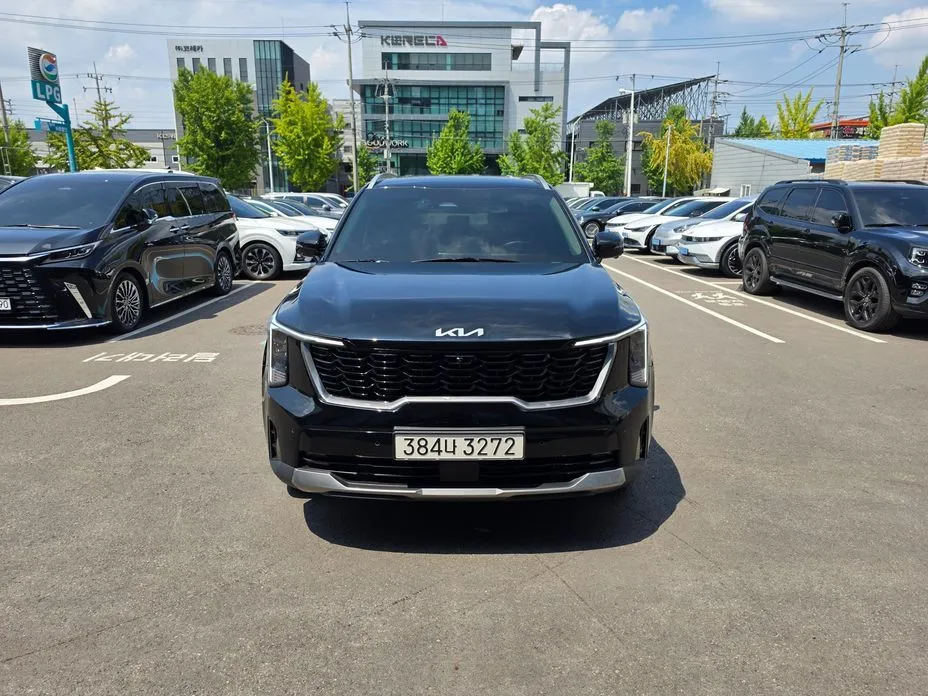 Kia Sorento — фото 1