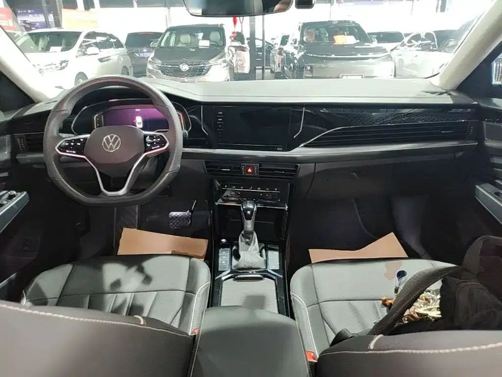 Volkswagen Passat — фото 6