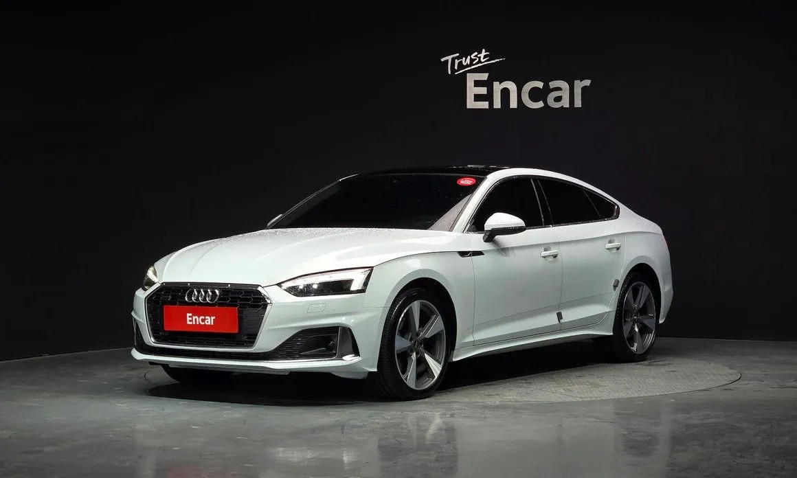 Audi A5 — фото 1
