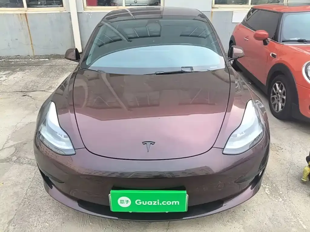 Tesla Model 3 — фото 5