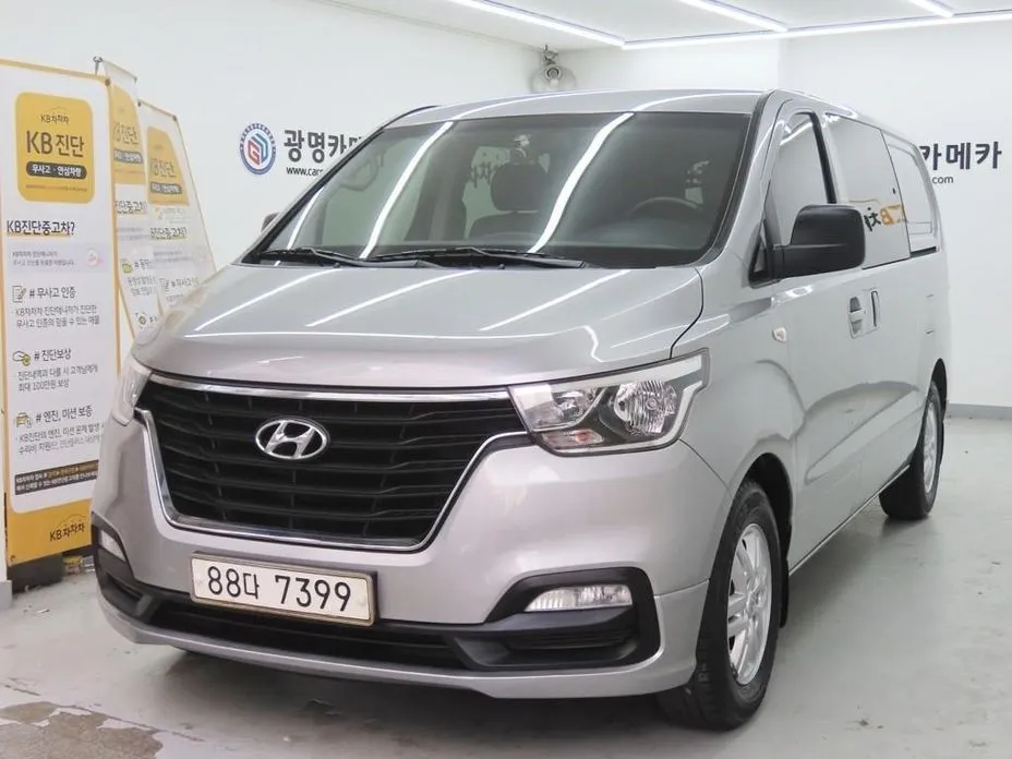 Hyundai Starex — фото 9