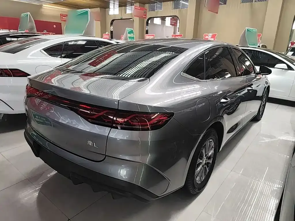 BYD Qin L — фото 4