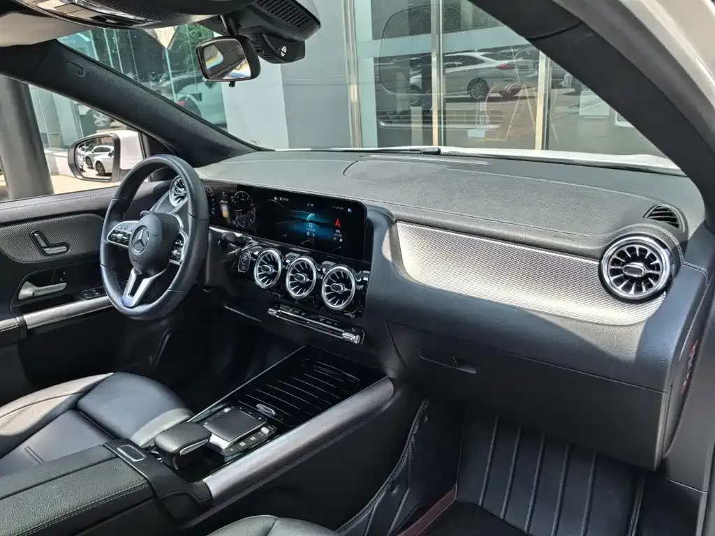 Mercedes-Benz GLA — фото 2
