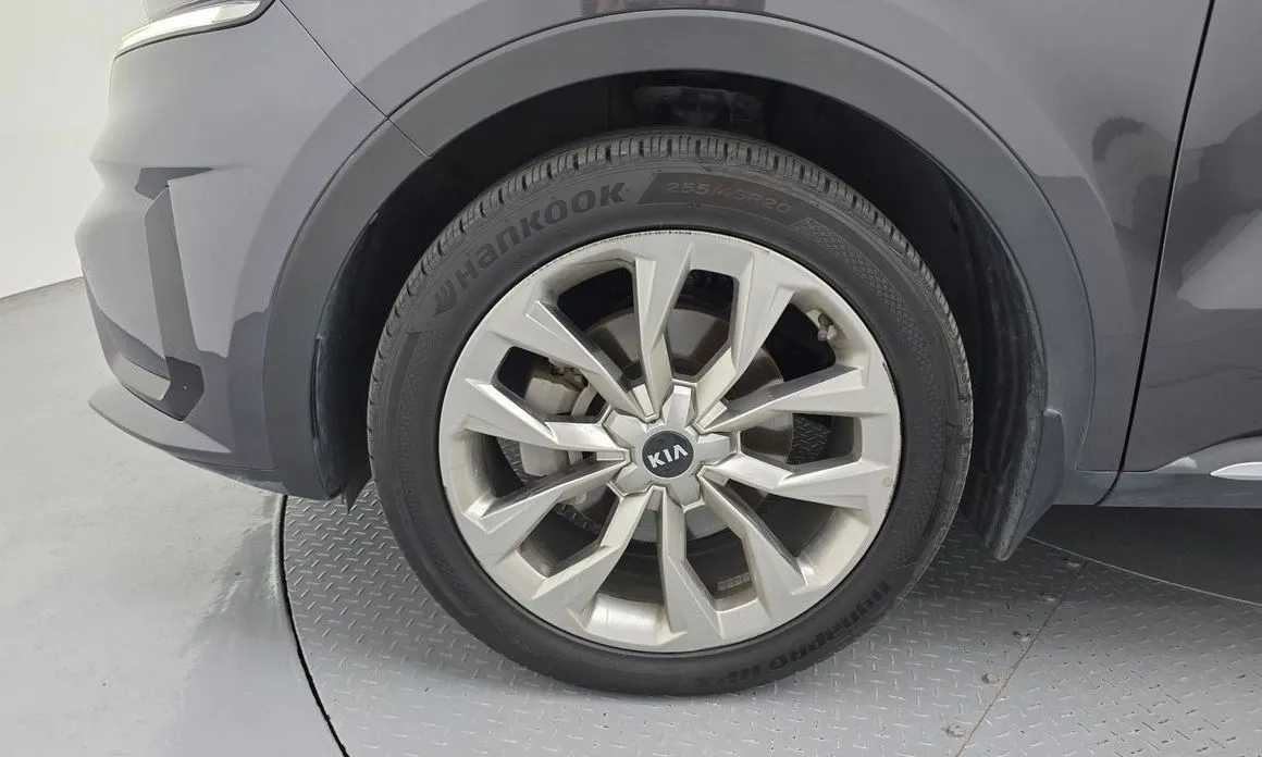 Kia Sorento — фото 3