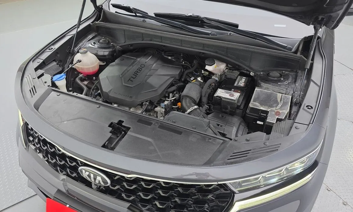 Kia Sorento — фото 8