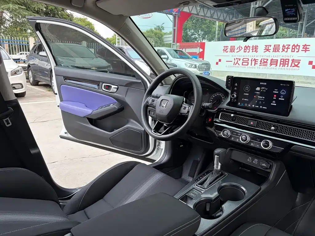 Honda Civic — фото 8