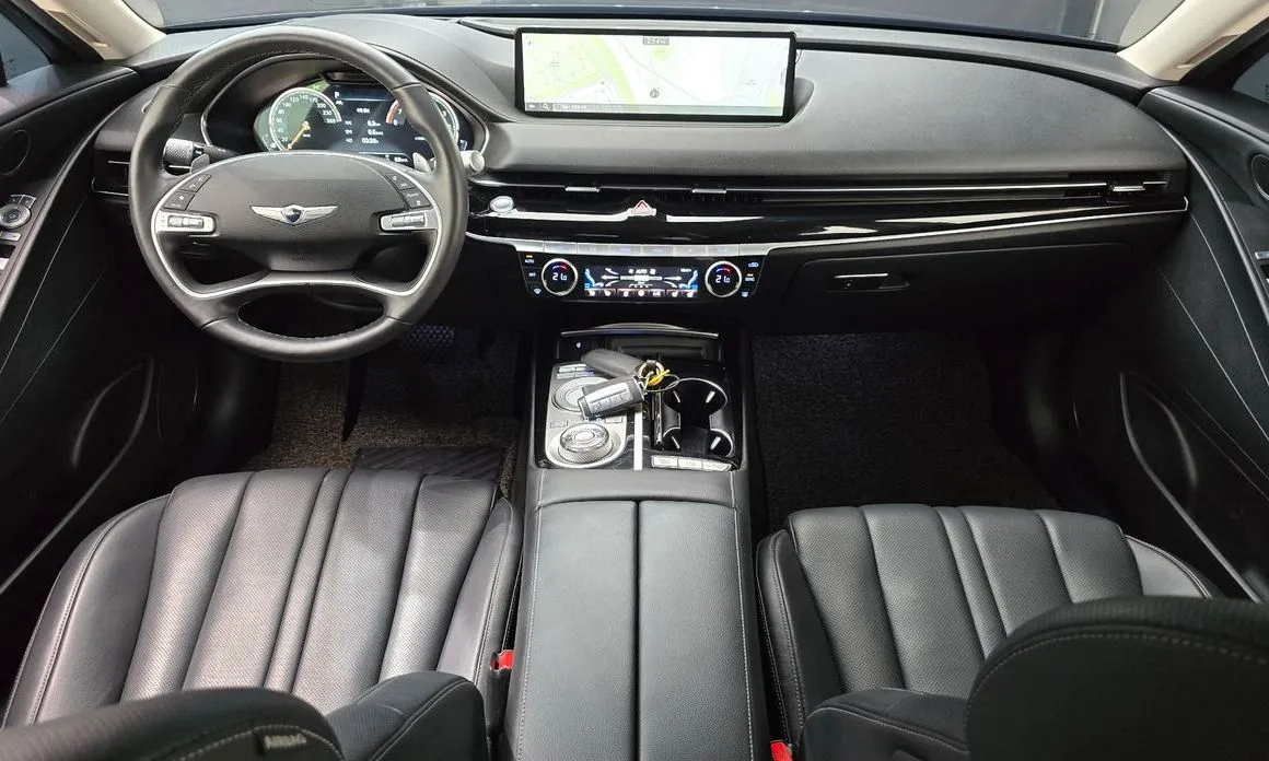 Genesis G80 — фото 10