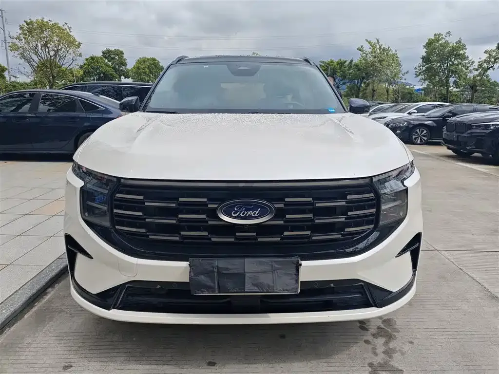 Ford Edge — фото 8