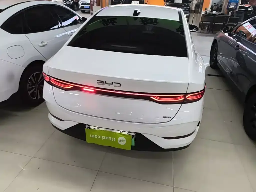 BYD Qin PLUS — фото 8