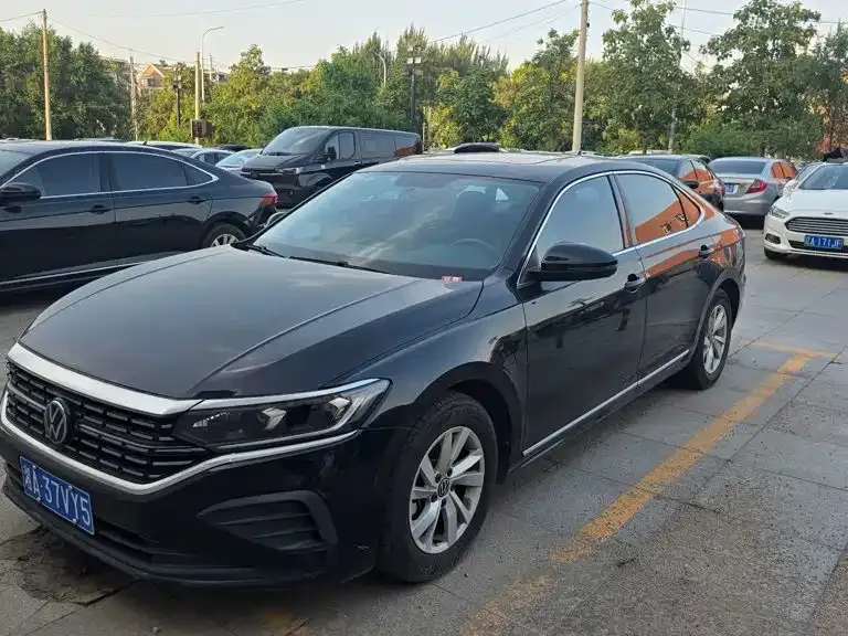 Volkswagen Passat — фото 4