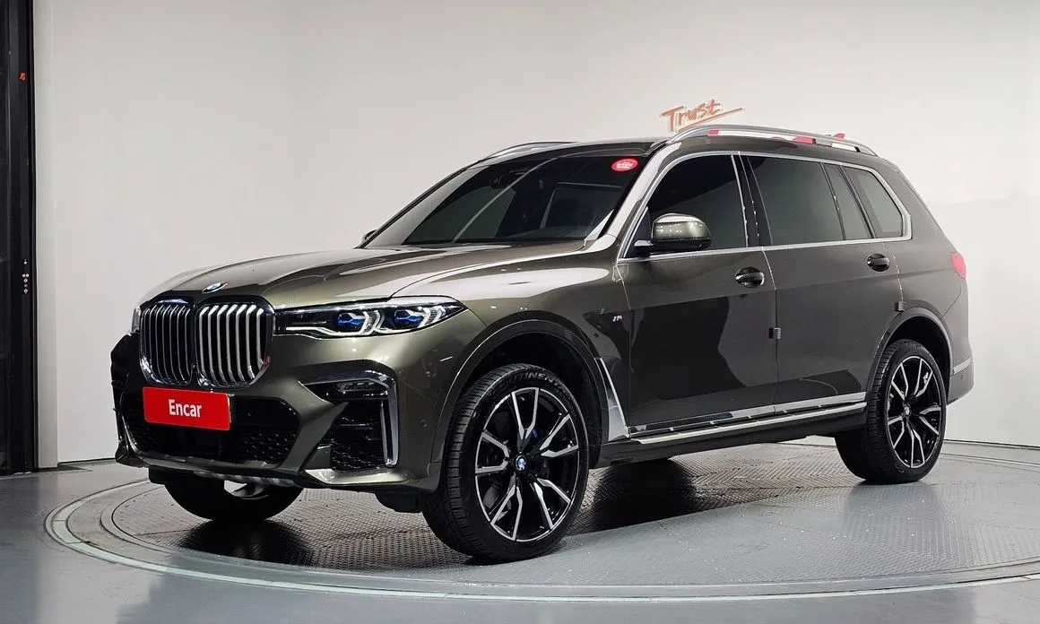 BMW X7 — фото 1