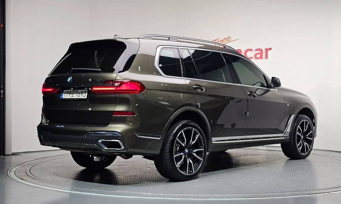 BMW X7 — фото 5