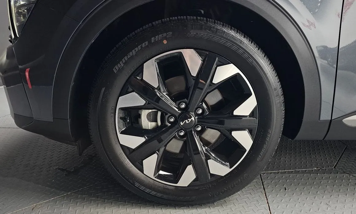 Kia Sportage — фото 9