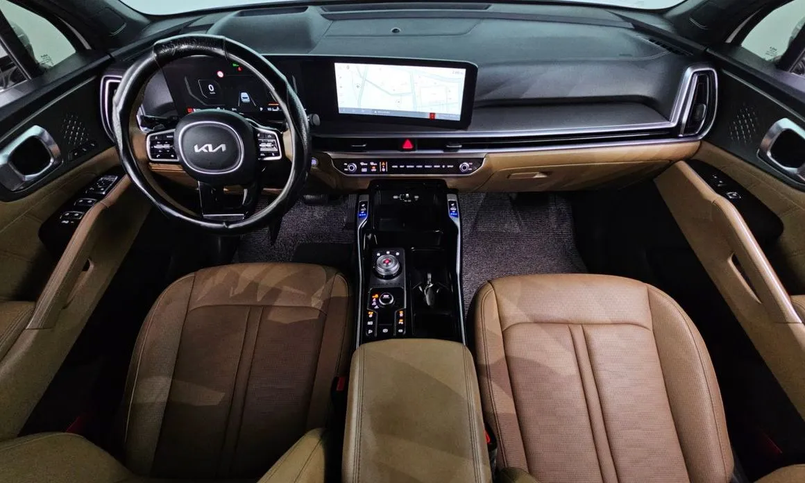 Kia Sorento — фото 9