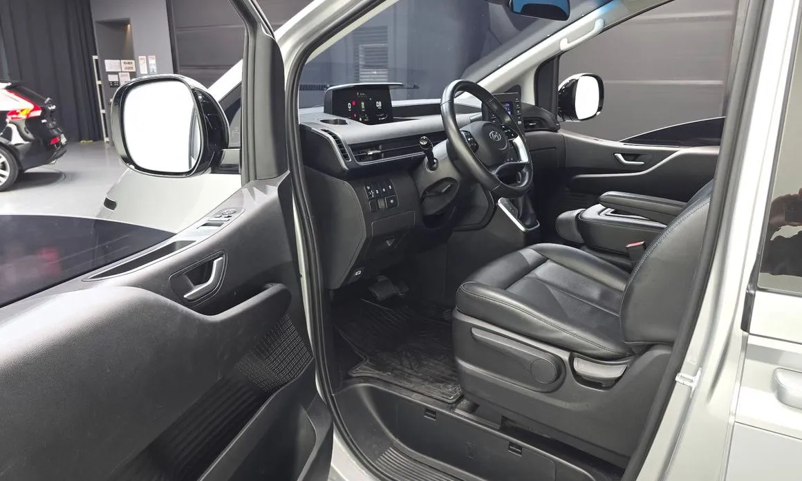 Hyundai Staria — фото 9