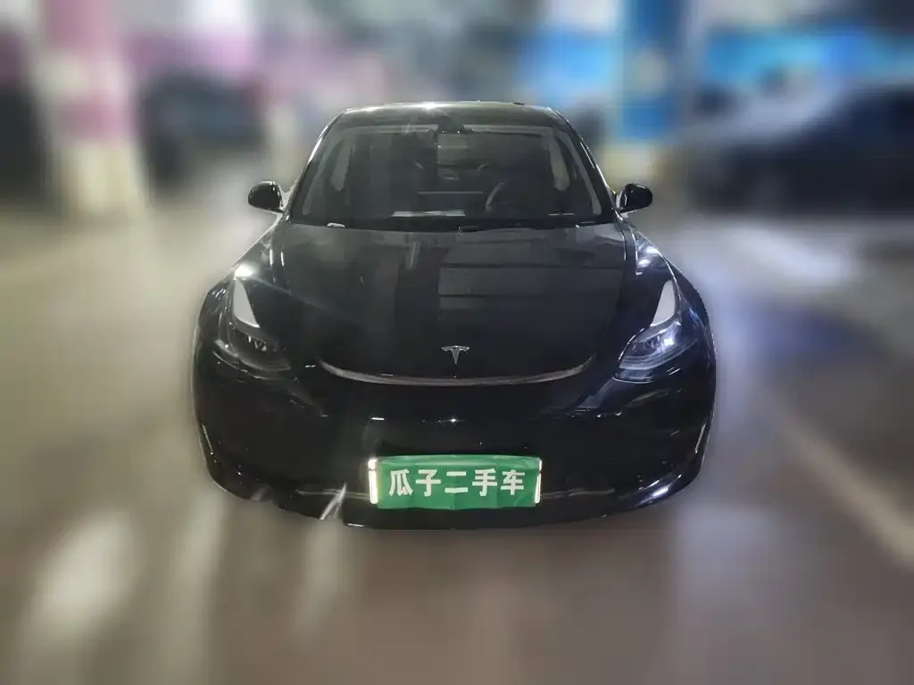 Tesla Model 3 — фото 3