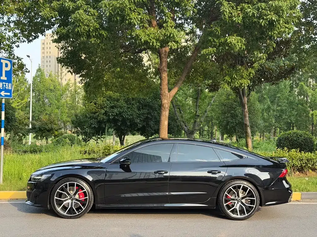 Audi A7 — фото 10