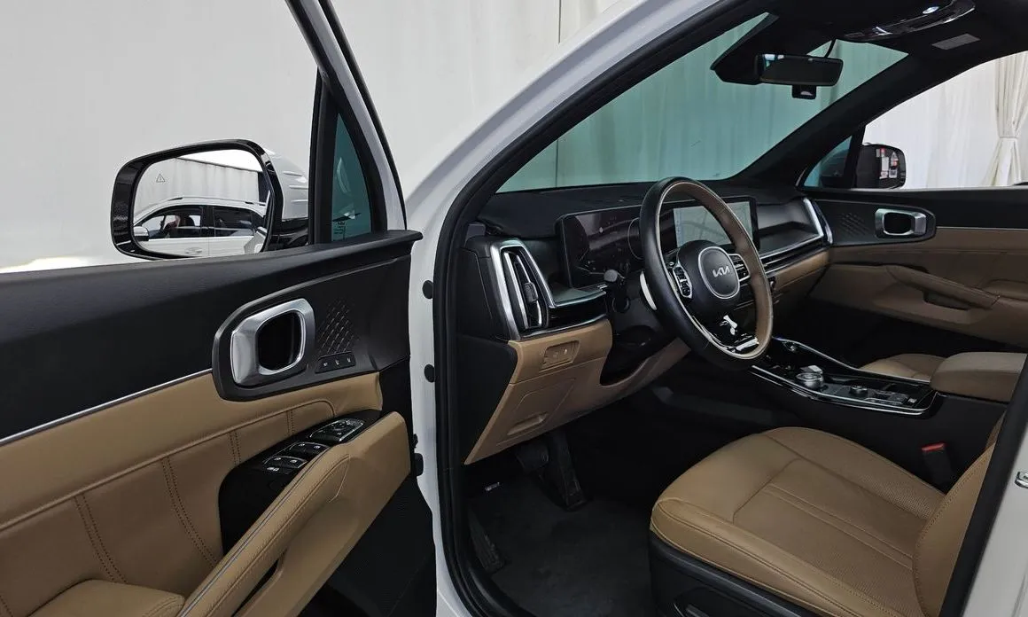 Kia Sorento — фото 10