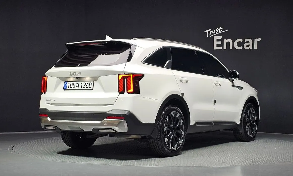 Kia Sorento — фото 4