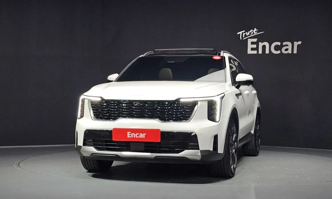 Kia Sorento — фото 5