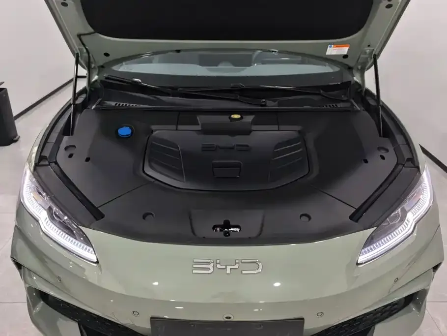BYD Seal 06GT — фото 10