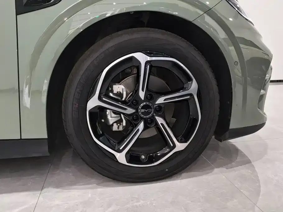 BYD Seal 06GT — фото 6