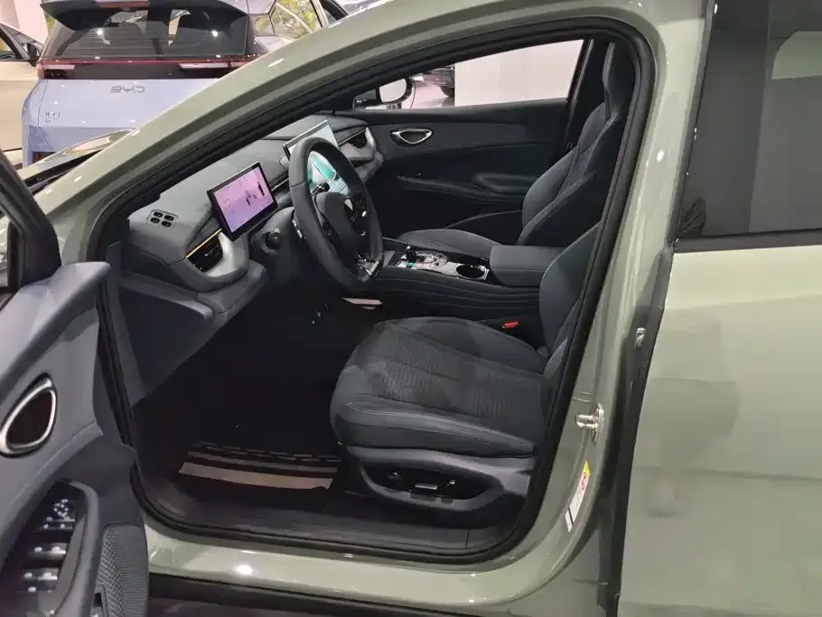 BYD Seal 06GT — фото 7