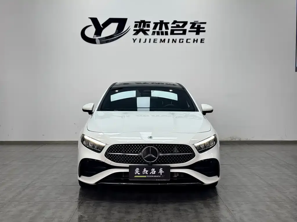 Mercedes-Benz A-Class — фото 10