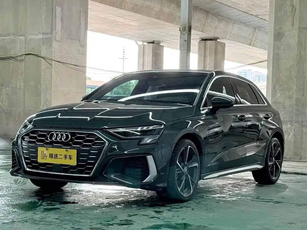 Audi A3 — фото 1