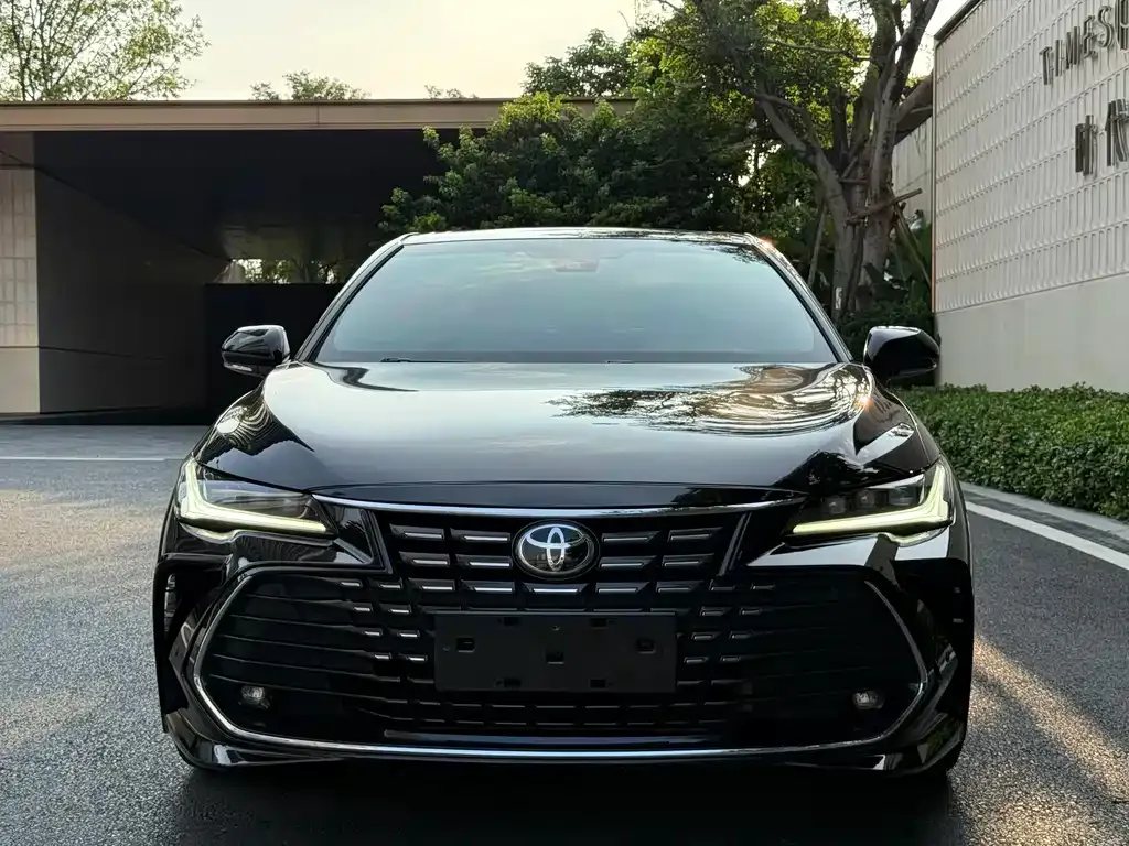 Toyota Avalon — фото 6