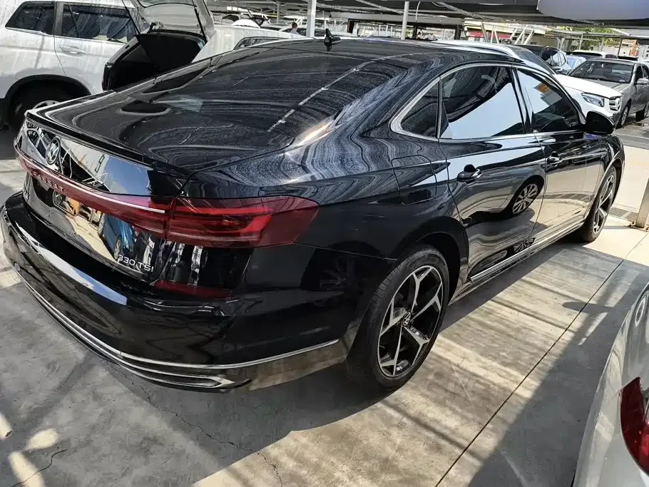 Volkswagen Passat — фото 3