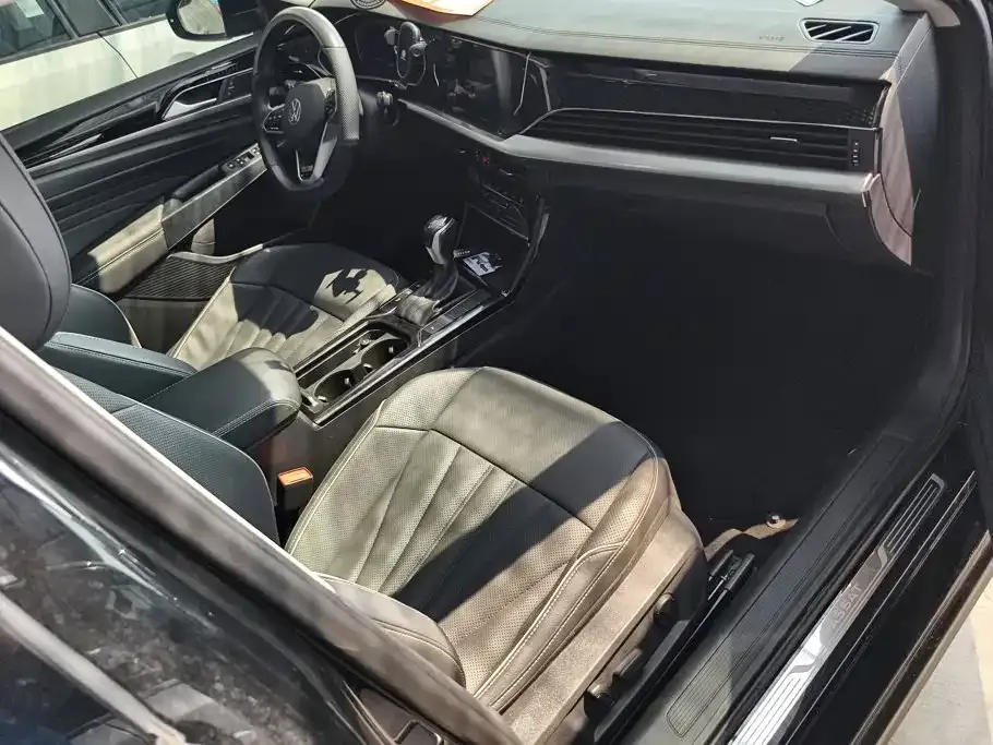 Volkswagen Passat — фото 4
