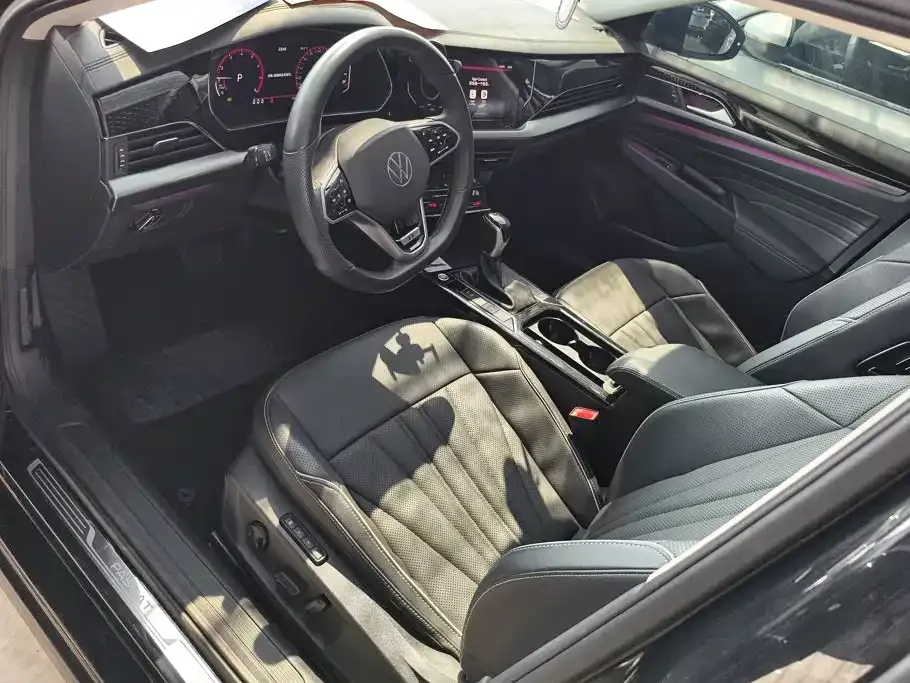 Volkswagen Passat — фото 2