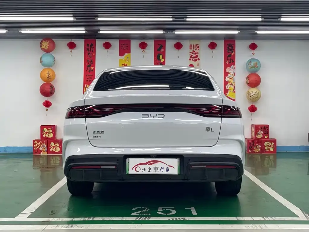BYD Qin L — фото 3