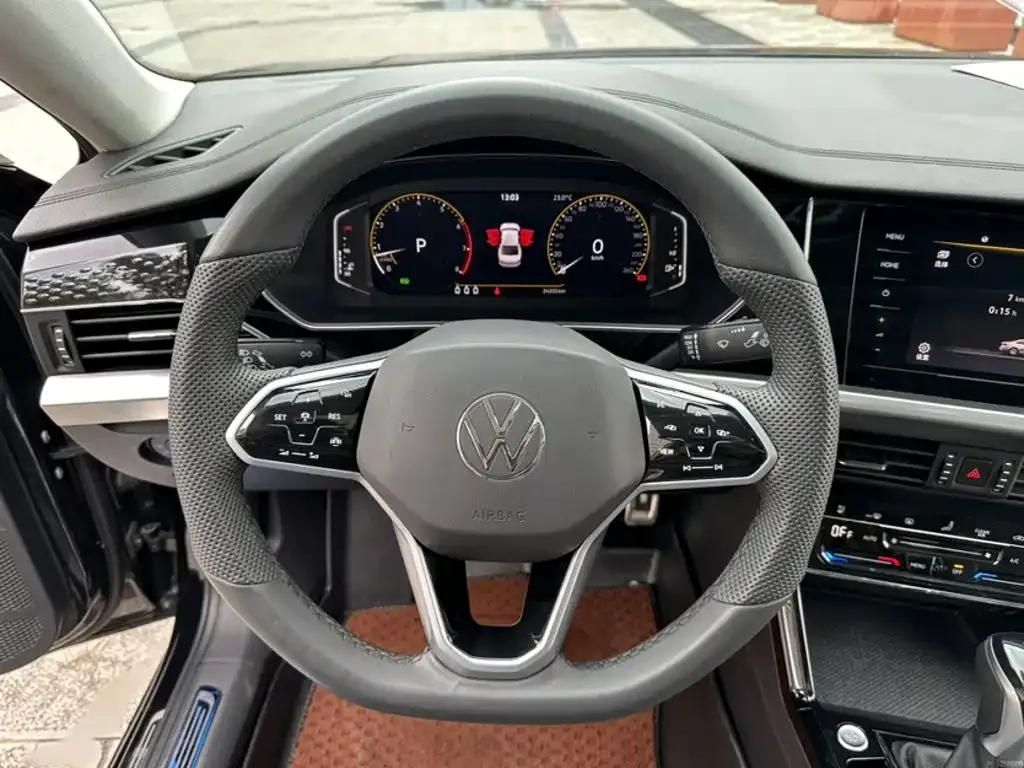 Volkswagen Passat — фото 8