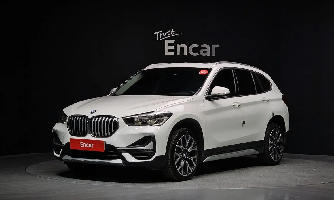 BMW X1 — фото 1
