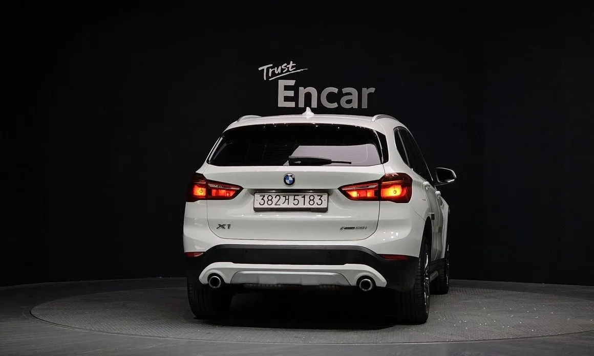 BMW X1 — фото 2
